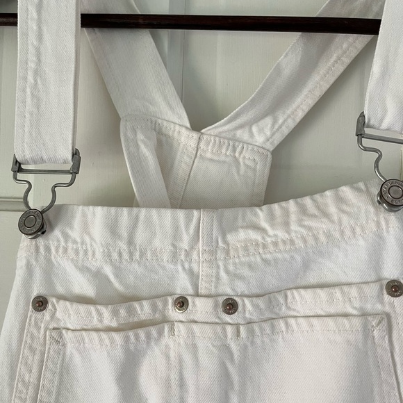 Gap women’s slouchy overalls, optic white large NWT - Picture 9 of 10